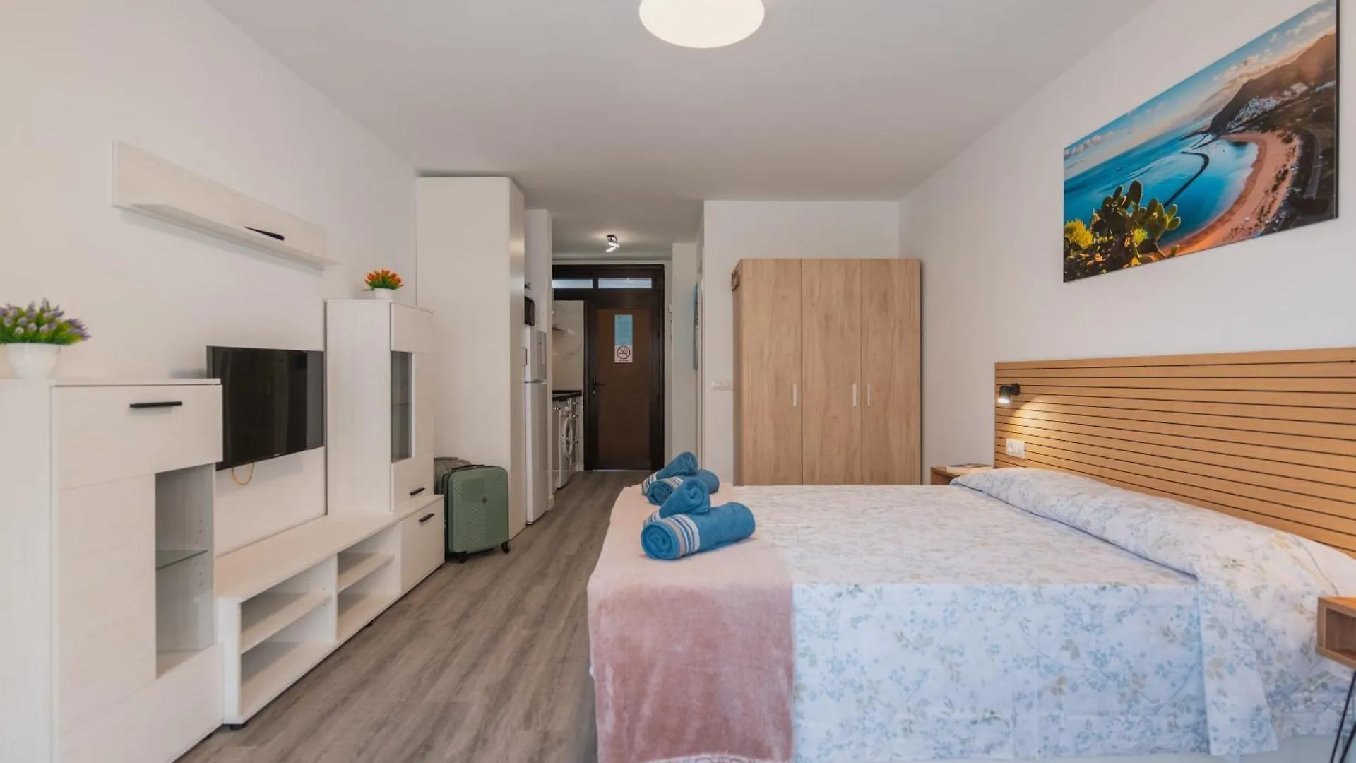 Luxury Studio Quasar Sea View In Olimpia プラヤ・デ・ラス・アメリカス スペイン